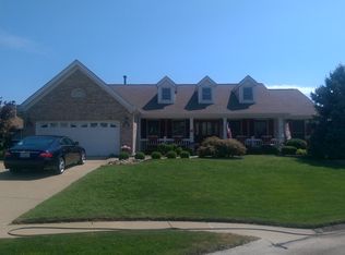 3742 Viembra Dr, Florissant, MO