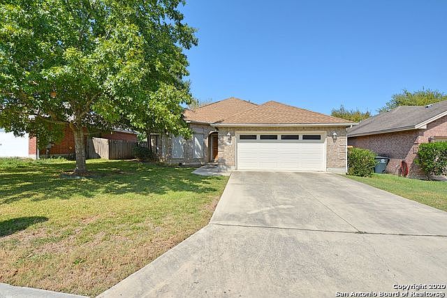 1st image of 1336 Pecan Arbor