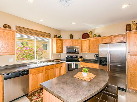 4th image of 18349 W Paseo Way