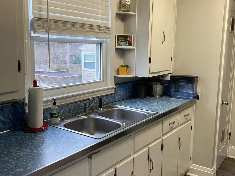 1341 Charleston Ave #2 — Photo 9