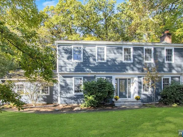175 Chestnut Ridge Rd, Woodcliff Lake, NJ 07677