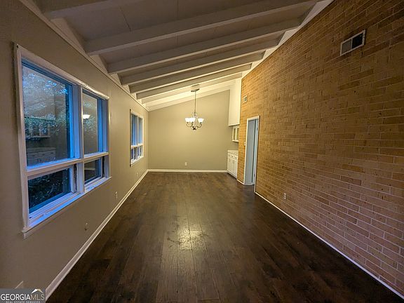 4th image of 1609 Gail Ave