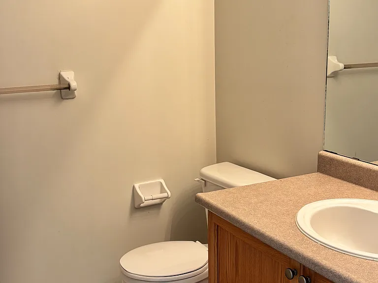 31 Robertson Rd — Photo 15