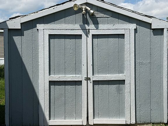 Shed