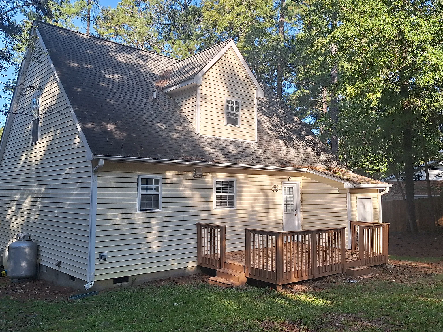 3 bed, 1344 sqft, $2,200 — Photo 4