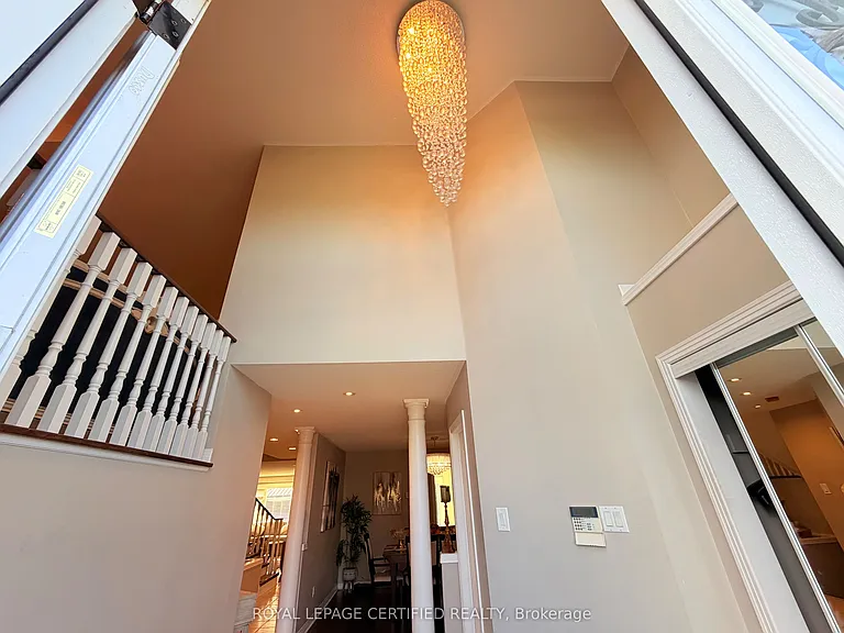 43 Boulding Ave — Photo 3