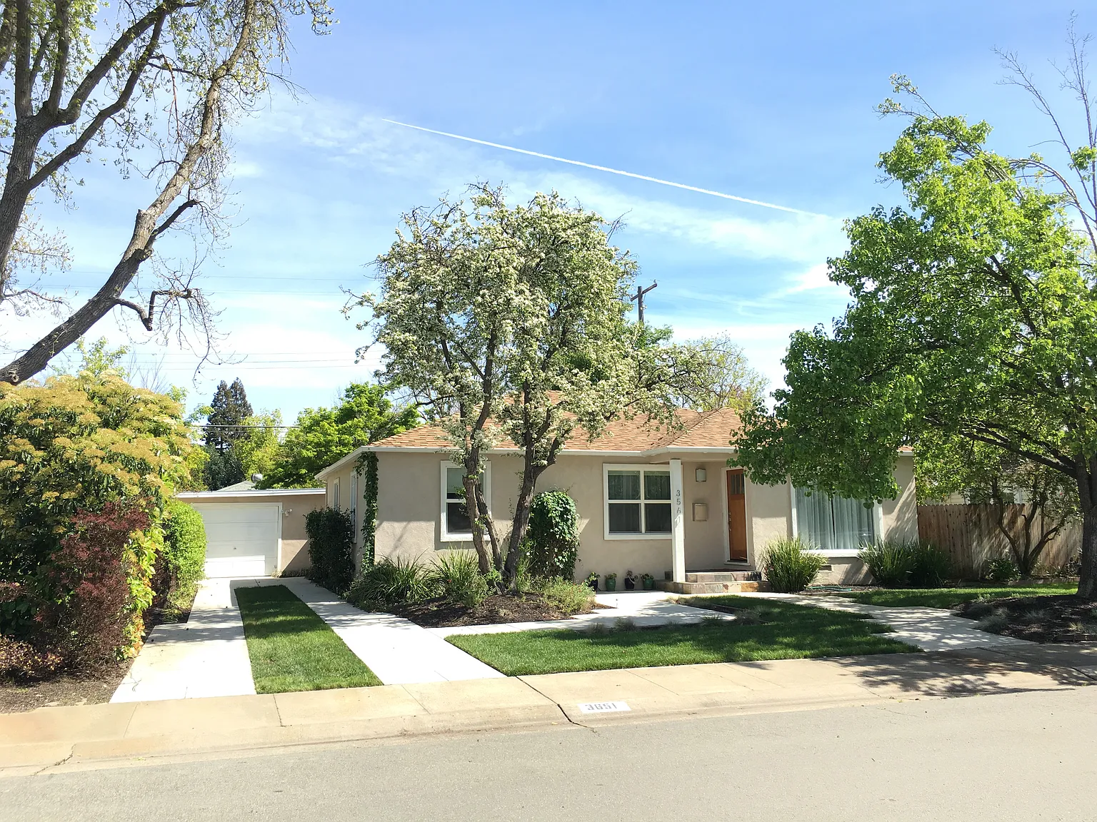 3561 Sophia Way photo 1