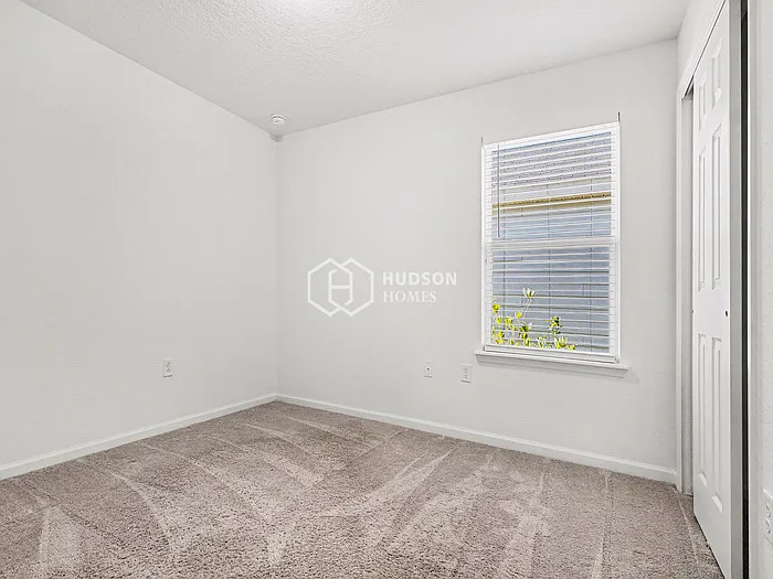 2159 Hudson Grove Dr — Photo 16