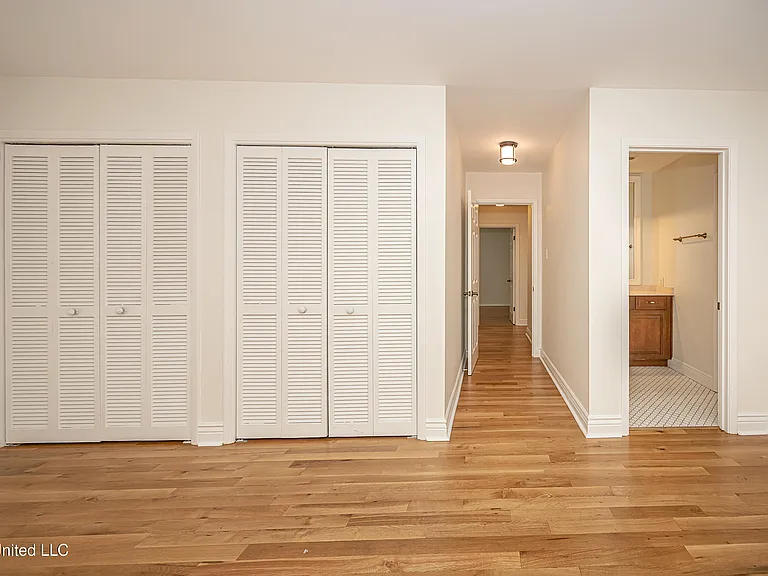 1107 Le Badine Ct — Photo 36