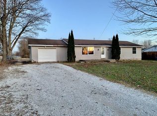799 N Hickory St, Ladoga, IN 47954