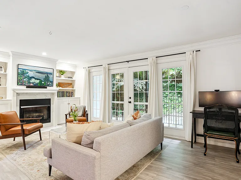 311 Peachtree Hills Ave NE #11A — Photo 3