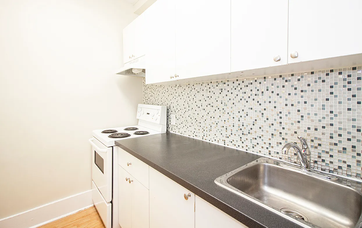 309 Enfield Crescent — Photo 3