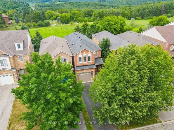 92 Senator Way, Caledon, ON L7E 2S6