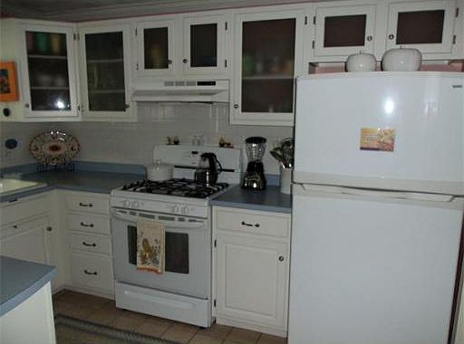 3rd image of 20 Woodland Dr Unit 301