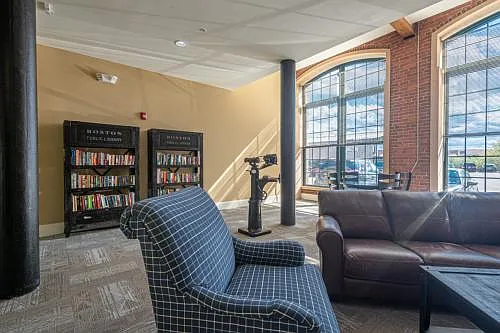 Pacific Mill Lofts — Photo 33
