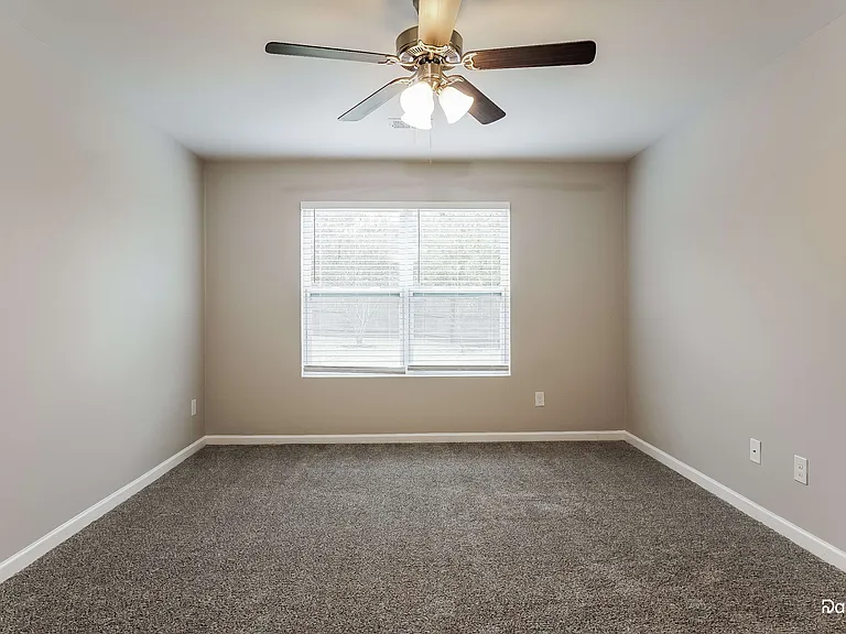 193 Addison Dr — Photo 8