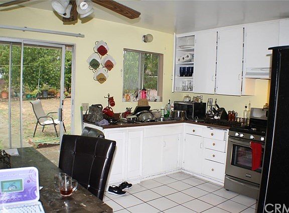 2nd image of 33166 Avenue D