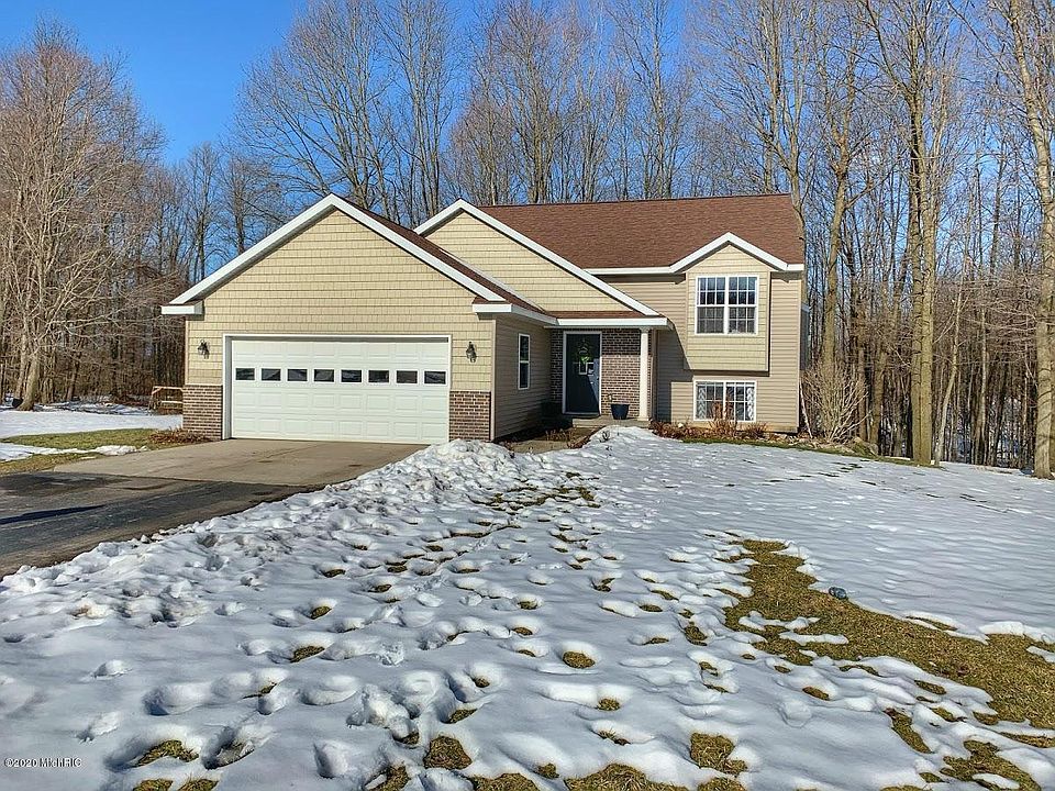 1st image of 2063 Winston View Dr NE