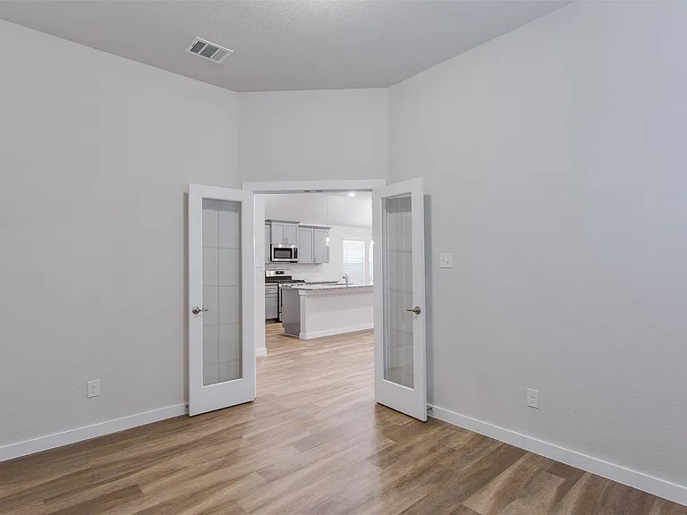 12376 Iveson Dr — Photo 17