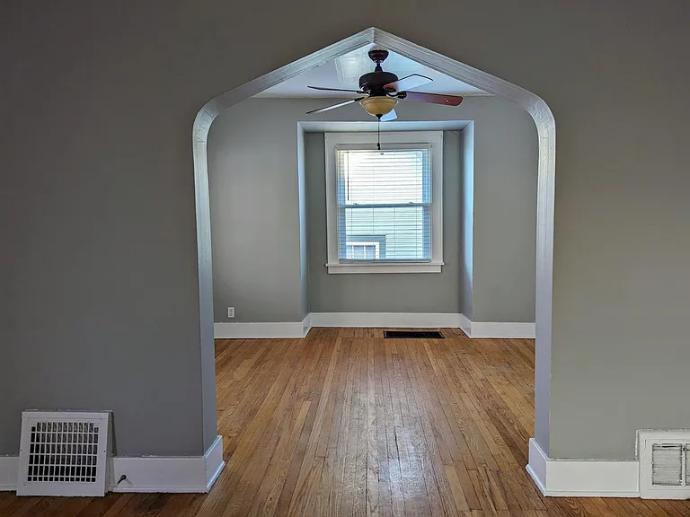 5406 Pacific St — Photo 10