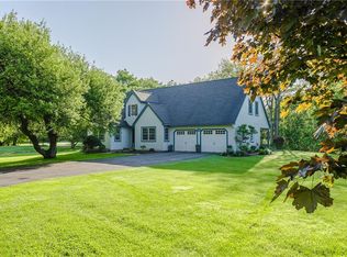 796 Penfield Rd, Rochester, NY 14625
