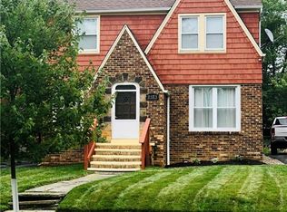 2183 Brockway Rd, University Heights, OH 44118