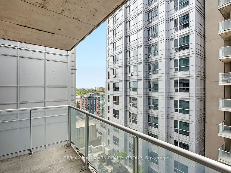 242 Rideau St #1406 — Photo 14