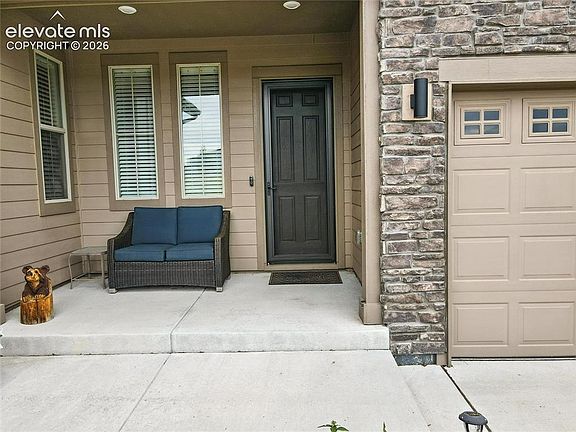 5th image of 9538 Bear River St