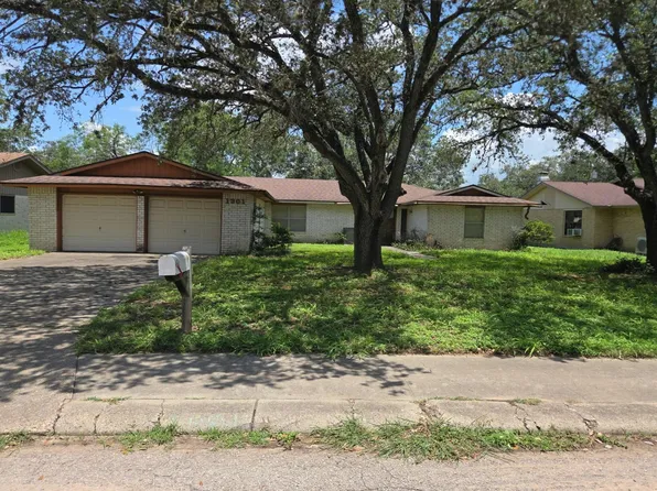 1301 Madison St, Alice, TX 78332