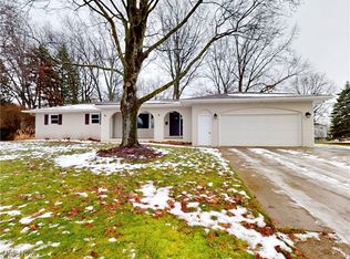 257 Northland Dr, Tallmadge, OH