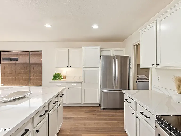 10948 E Dragoon Ave — Photo 5