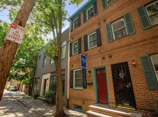 826 Kater St, Philadelphia, PA 19147