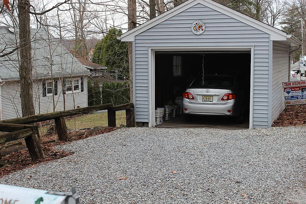 67 Bearfort Rd photo 1