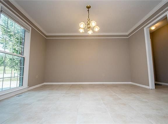 2nd image of 4114 NE Hampstead Dr