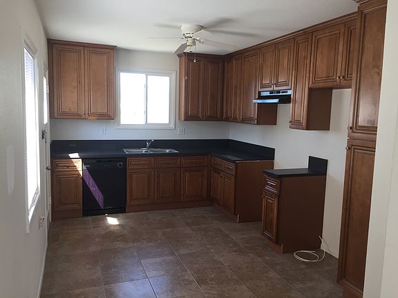 5th image of 12117 Edderton Ave