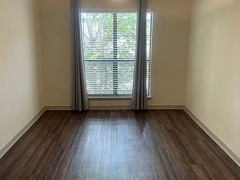 2806 Reagan St — Photo 22