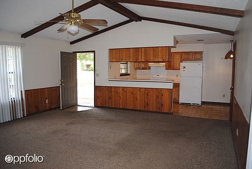 1st image of 1115 Hickory Dr