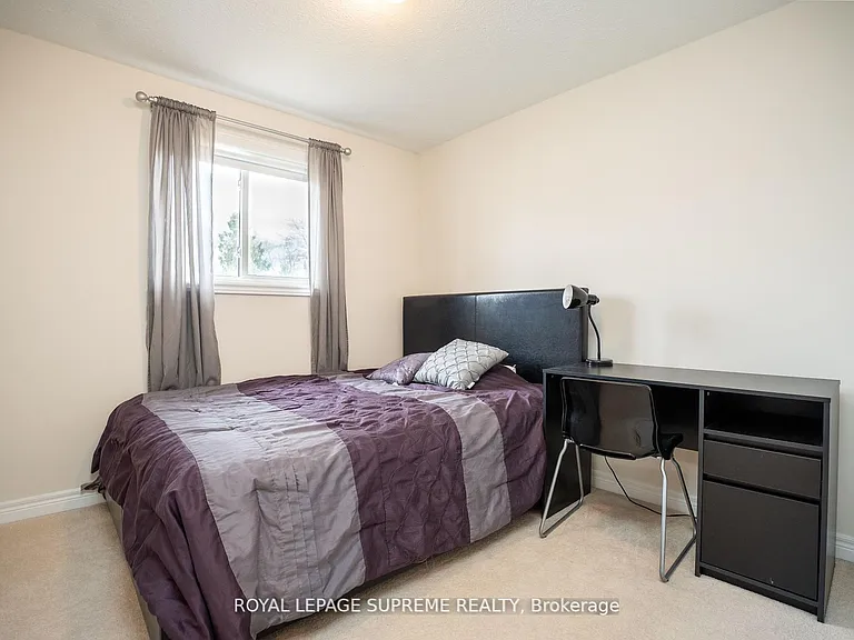 31 1/2 Thorold Rd E — Photo 24