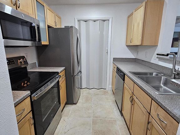 4th image of 7701 TIMBERLIN PARK Boulevard #113