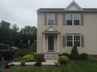 110 Ruel Ave, Hanover, PA 17331