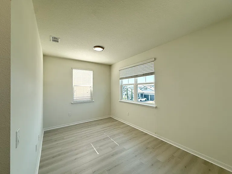 12621 Salomon Cove Dr — Photo 18