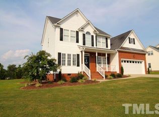 110 Meadow Hills Dr, Four Oaks, NC 27524