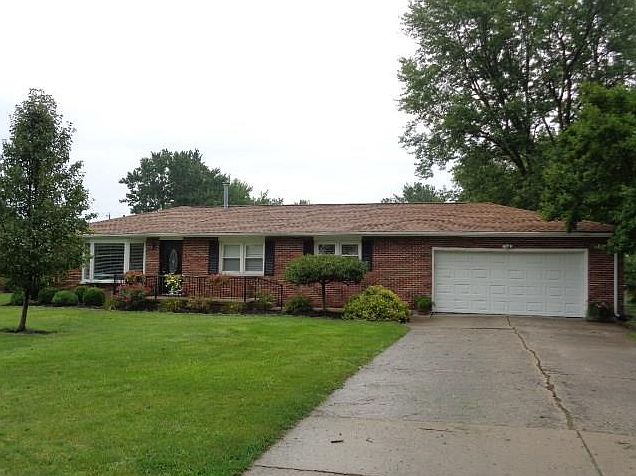 1st image of 140 Meadowlane Dr