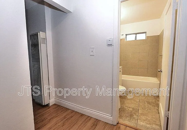 5302 Gordon Dr — Photo 44