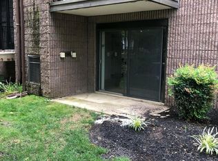 14 Oakridge Dr, Langhorne, PA 19047