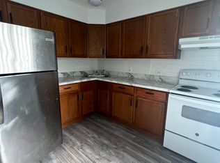 2509 24th St APT 3, North Chicago, IL 60064