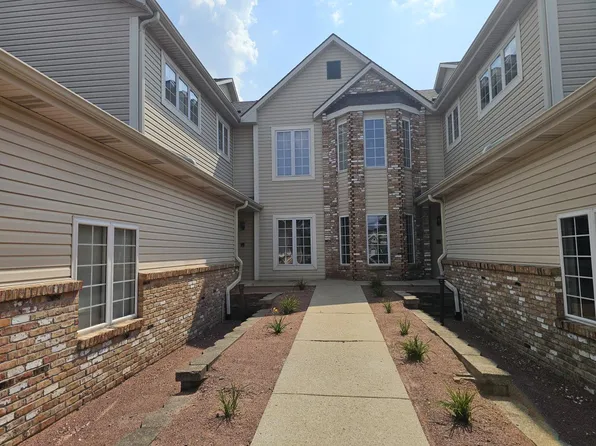 4549 South 124th STREET, New Berlin, WI 53151