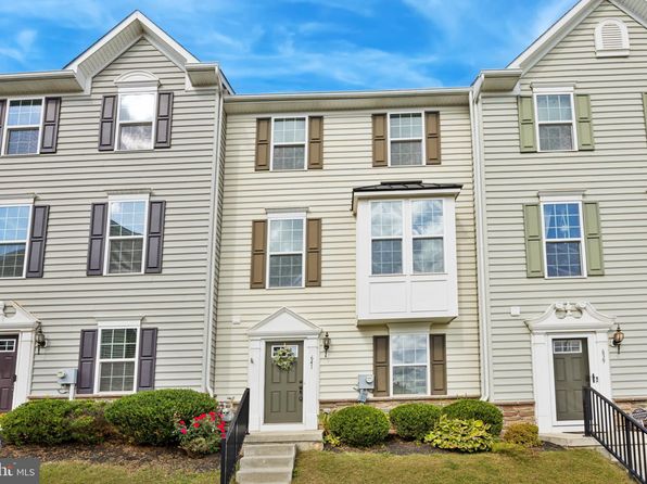 641 Washington Sq