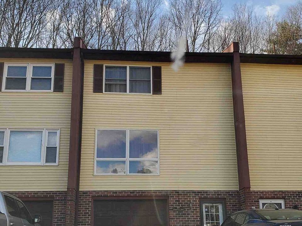 1st image of 600 Sapphire Ln