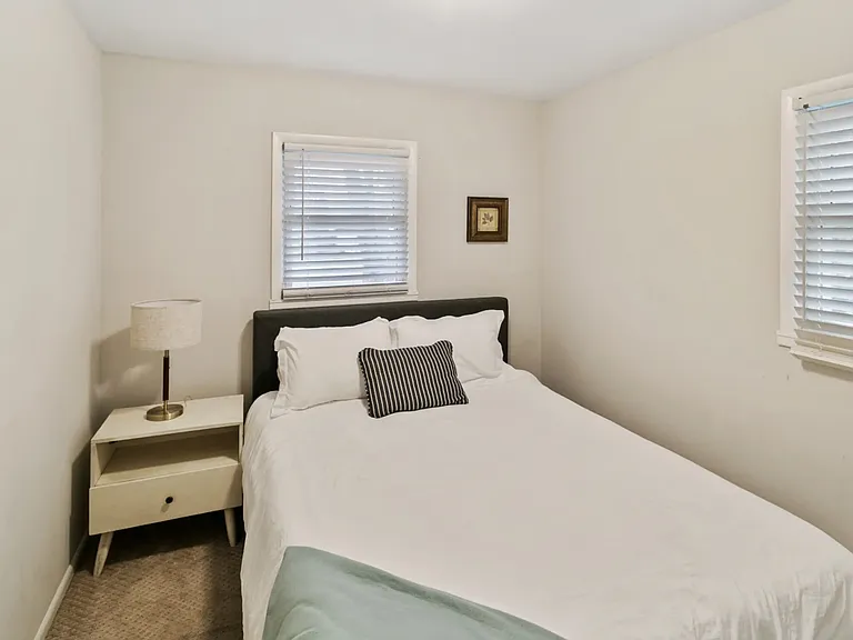 15647 W Birchwood Ln — Photo 30